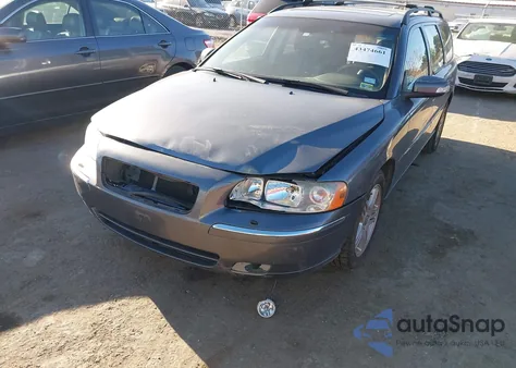 2007 Volvo V70 2.5T z USA, uszkodzony, nr VIN YV1SW592671656145